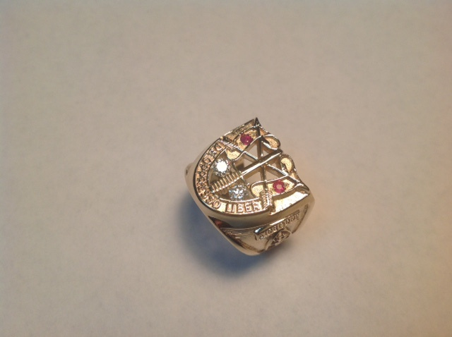 #92 Gold SF Ring w Diamonds and Red Gems 