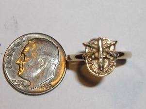 #32 Yellow Gold SF Crest Pinky or Toe Ring