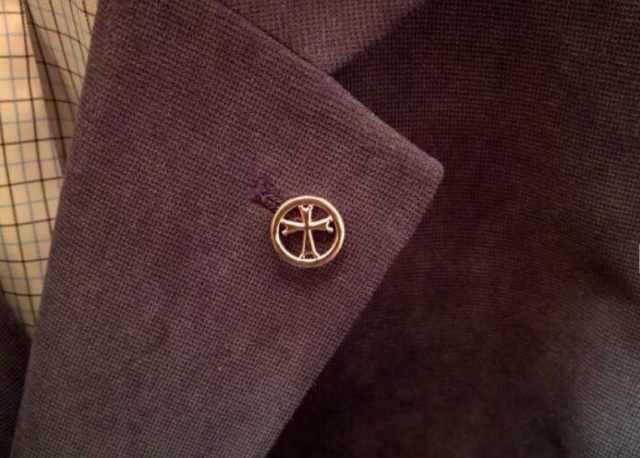 Qurbono Cross Lapel Pin